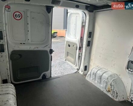 Белый Опель Виваро, объемом двигателя 2 л и пробегом 312 тыс. км за 6990 $, фото 27 на Automoto.ua