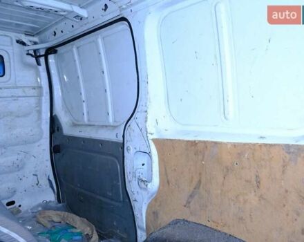 Белый Опель Виваро, объемом двигателя 2 л и пробегом 257 тыс. км за 8200 $, фото 12 на Automoto.ua