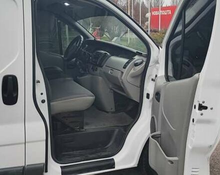 Белый Опель Виваро, объемом двигателя 2 л и пробегом 347 тыс. км за 7000 $, фото 15 на Automoto.ua