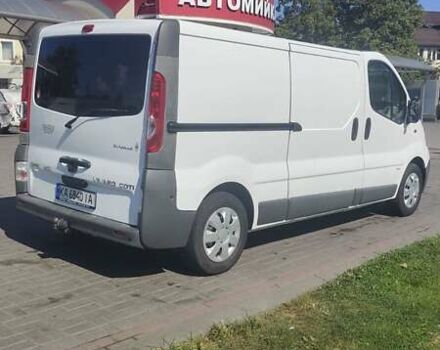 Білий Опель Віваро, об'ємом двигуна 1.9 л та пробігом 320 тис. км за 9999 $, фото 8 на Automoto.ua