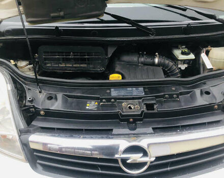 Белый Опель Виваро, объемом двигателя 2 л и пробегом 440 тыс. км за 12000 $, фото 8 на Automoto.ua