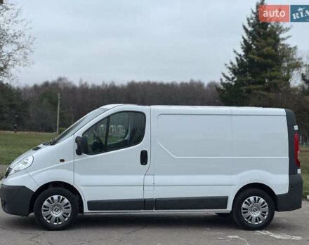 Белый Опель Виваро, объемом двигателя 2 л и пробегом 186 тыс. км за 11777 $, фото 11 на Automoto.ua