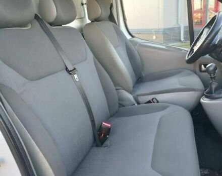 Белый Опель Виваро, объемом двигателя 2 л и пробегом 312 тыс. км за 10700 $, фото 36 на Automoto.ua