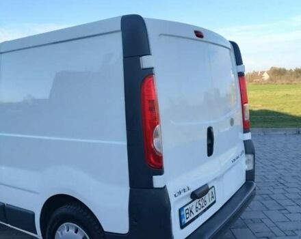 Белый Опель Виваро, объемом двигателя 2 л и пробегом 312 тыс. км за 10700 $, фото 16 на Automoto.ua