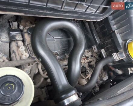 Білий Опель Віваро, об'ємом двигуна 2 л та пробігом 247 тис. км за 9500 $, фото 13 на Automoto.ua