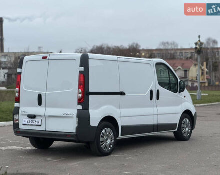 Белый Опель Виваро, объемом двигателя 2 л и пробегом 186 тыс. км за 11777 $, фото 7 на Automoto.ua