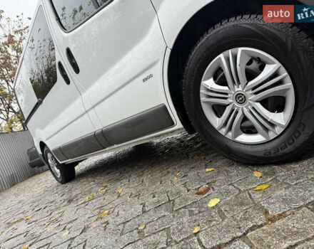 Белый Опель Виваро, объемом двигателя 2 л и пробегом 239 тыс. км за 12200 $, фото 9 на Automoto.ua