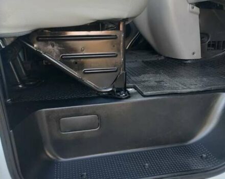 Белый Опель Виваро, объемом двигателя 2 л и пробегом 312 тыс. км за 10700 $, фото 38 на Automoto.ua