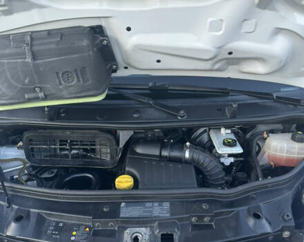 Белый Опель Виваро, объемом двигателя 2 л и пробегом 175 тыс. км за 14300 $, фото 22 на Automoto.ua