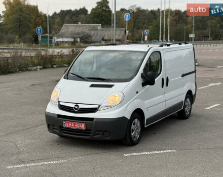 Опель Віваро 2014 у Радивилове на Automoto.ua Білий Опель Віваро, об'ємом двигуна 2 л та пробігом 222 тис. км за 11000 $, фото 13 на Automoto.ua