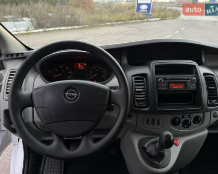 Опель Віваро 2014 у Радивилове на Automoto.ua Білий Опель Віваро, об'ємом двигуна 2 л та пробігом 222 тис. км за 11000 $, фото 19 на Automoto.ua