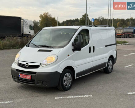 Опель Віваро 2014 у Радивилове на Automoto.ua Білий Опель Віваро, об'ємом двигуна 2 л та пробігом 222 тис. км за 11000 $, фото 1 на Automoto.ua