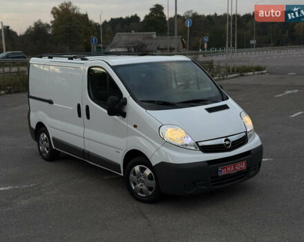 Опель Віваро 2014 у Радивилове на Automoto.ua Білий Опель Віваро, об'ємом двигуна 2 л та пробігом 222 тис. км за 11000 $, фото 41 на Automoto.ua