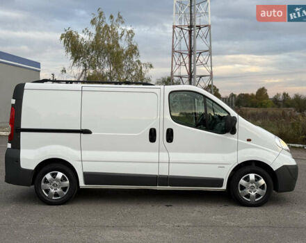 Опель Віваро 2014 у Радивилове на Automoto.ua Білий Опель Віваро, об'ємом двигуна 2 л та пробігом 222 тис. км за 11000 $, фото 4 на Automoto.ua