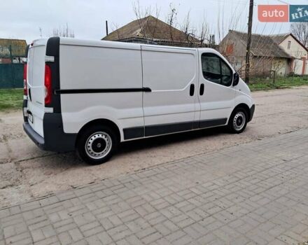 Белый Опель Виваро, объемом двигателя 2 л и пробегом 302 тыс. км за 9399 $, фото 4 на Automoto.ua