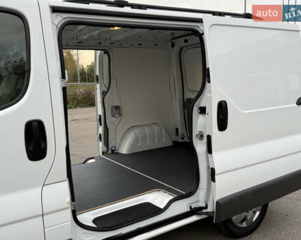 Опель Віваро 2014 у Радивилове на Automoto.ua Білий Опель Віваро, об'ємом двигуна 2 л та пробігом 222 тис. км за 11000 $, фото 30 на Automoto.ua