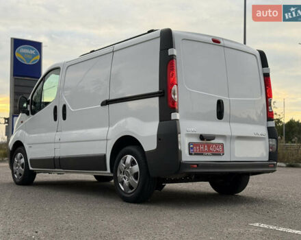 Опель Віваро 2014 у Радивилове на Automoto.ua Білий Опель Віваро, об'ємом двигуна 2 л та пробігом 222 тис. км за 11000 $, фото 10 на Automoto.ua