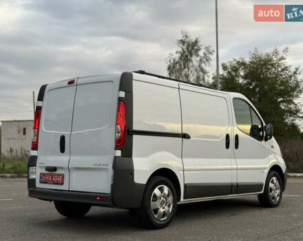 Опель Віваро 2014 у Радивилове на Automoto.ua Білий Опель Віваро, об'ємом двигуна 2 л та пробігом 222 тис. км за 11000 $, фото 6 на Automoto.ua