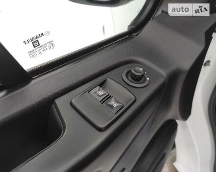 Білий Опель Віваро, об'ємом двигуна 1.6 л та пробігом 170 тис. км за 12500 $, фото 18 на Automoto.ua