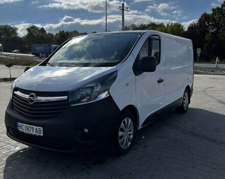 Белый Опель Виваро, объемом двигателя 1.6 л и пробегом 210 тыс. км за 10500 $, фото 1 на Automoto.ua
