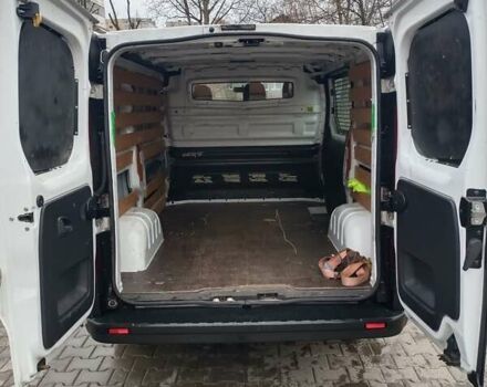 Білий Опель Віваро, об'ємом двигуна 1.6 л та пробігом 240 тис. км за 9850 $, фото 6 на Automoto.ua