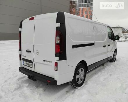 Білий Опель Віваро, об'ємом двигуна 1.6 л та пробігом 170 тис. км за 12500 $, фото 5 на Automoto.ua