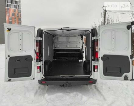 Білий Опель Віваро, об'ємом двигуна 1.6 л та пробігом 170 тис. км за 12500 $, фото 10 на Automoto.ua