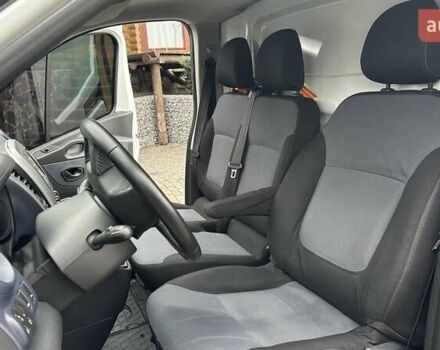 Белый Опель Виваро, объемом двигателя 1.6 л и пробегом 260 тыс. км за 10900 $, фото 12 на Automoto.ua