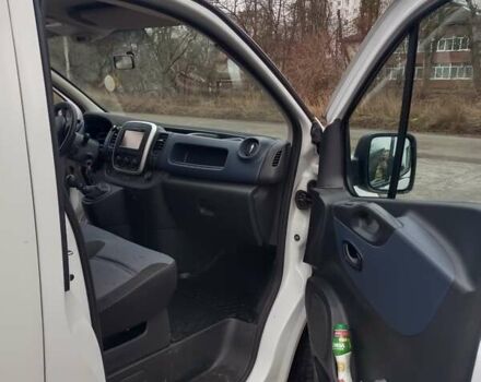 Білий Опель Віваро, об'ємом двигуна 1.6 л та пробігом 240 тис. км за 9850 $, фото 4 на Automoto.ua