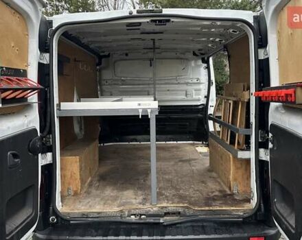 Белый Опель Виваро, объемом двигателя 1.6 л и пробегом 260 тыс. км за 10900 $, фото 7 на Automoto.ua