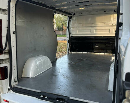 Белый Опель Виваро, объемом двигателя 1.6 л и пробегом 155 тыс. км за 15200 $, фото 9 на Automoto.ua