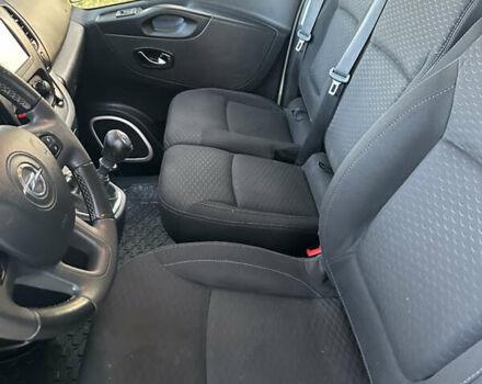 Белый Опель Виваро, объемом двигателя 1.6 л и пробегом 155 тыс. км за 15200 $, фото 21 на Automoto.ua