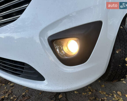 Белый Опель Виваро, объемом двигателя 1.6 л и пробегом 155 тыс. км за 15200 $, фото 39 на Automoto.ua