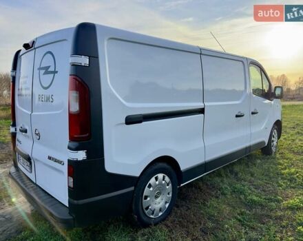 Белый Опель Виваро, объемом двигателя 1.6 л и пробегом 250 тыс. км за 12500 $, фото 9 на Automoto.ua