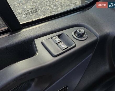 Білий Опель Віваро, об'ємом двигуна 1.6 л та пробігом 199 тис. км за 10999 $, фото 19 на Automoto.ua