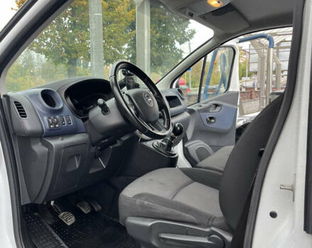 Белый Опель Виваро, объемом двигателя 1.6 л и пробегом 174 тыс. км за 12900 $, фото 14 на Automoto.ua