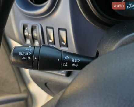 Белый Опель Виваро, объемом двигателя 1.6 л и пробегом 198 тыс. км за 10999 $, фото 22 на Automoto.ua