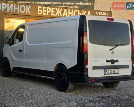 Белый Опель Виваро, объемом двигателя 1.6 л и пробегом 198 тыс. км за 10999 $, фото 8 на Automoto.ua