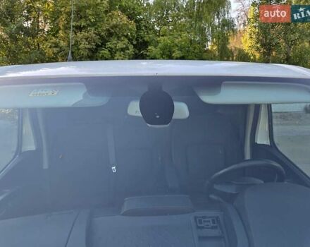 Білий Опель Віваро, об'ємом двигуна 1.6 л та пробігом 245 тис. км за 14800 $, фото 22 на Automoto.ua