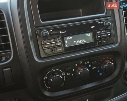 Белый Опель Виваро, объемом двигателя 1.6 л и пробегом 198 тыс. км за 10999 $, фото 25 на Automoto.ua