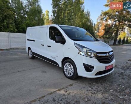 Білий Опель Віваро, об'ємом двигуна 1.6 л та пробігом 245 тис. км за 14800 $, фото 3 на Automoto.ua