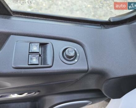 Білий Опель Віваро, об'ємом двигуна 1.6 л та пробігом 245 тис. км за 14800 $, фото 27 на Automoto.ua