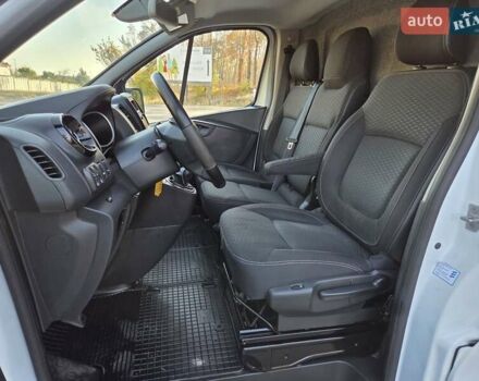 Білий Опель Віваро, об'ємом двигуна 1.6 л та пробігом 245 тис. км за 14800 $, фото 28 на Automoto.ua