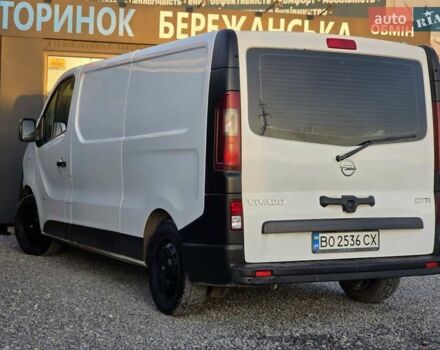 Белый Опель Виваро, объемом двигателя 1.6 л и пробегом 198 тыс. км за 10999 $, фото 9 на Automoto.ua
