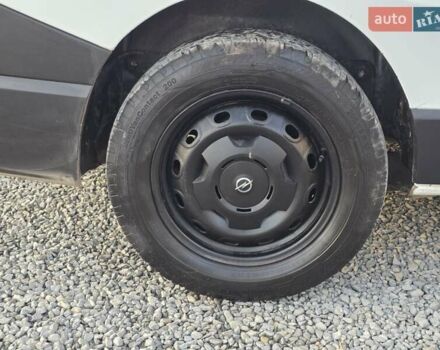 Белый Опель Виваро, объемом двигателя 1.6 л и пробегом 198 тыс. км за 10999 $, фото 30 на Automoto.ua