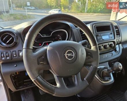 Білий Опель Віваро, об'ємом двигуна 1.6 л та пробігом 245 тис. км за 14800 $, фото 52 на Automoto.ua