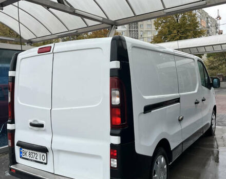 Белый Опель Виваро, объемом двигателя 1.6 л и пробегом 174 тыс. км за 12900 $, фото 3 на Automoto.ua