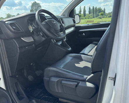 Белый Опель Виваро, объемом двигателя 1.5 л и пробегом 239 тыс. км за 13000 $, фото 15 на Automoto.ua