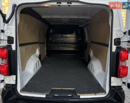 Белый Опель Виваро, объемом двигателя 2 л и пробегом 202 тыс. км за 18999 $, фото 17 на Automoto.ua