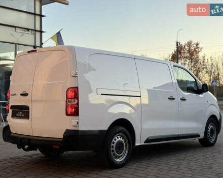 Белый Опель Виваро, объемом двигателя 2 л и пробегом 202 тыс. км за 18999 $, фото 4 на Automoto.ua